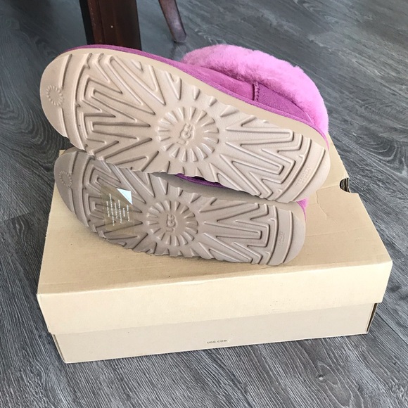 Ugg classic mini fluff boot - Picture 4 of 5